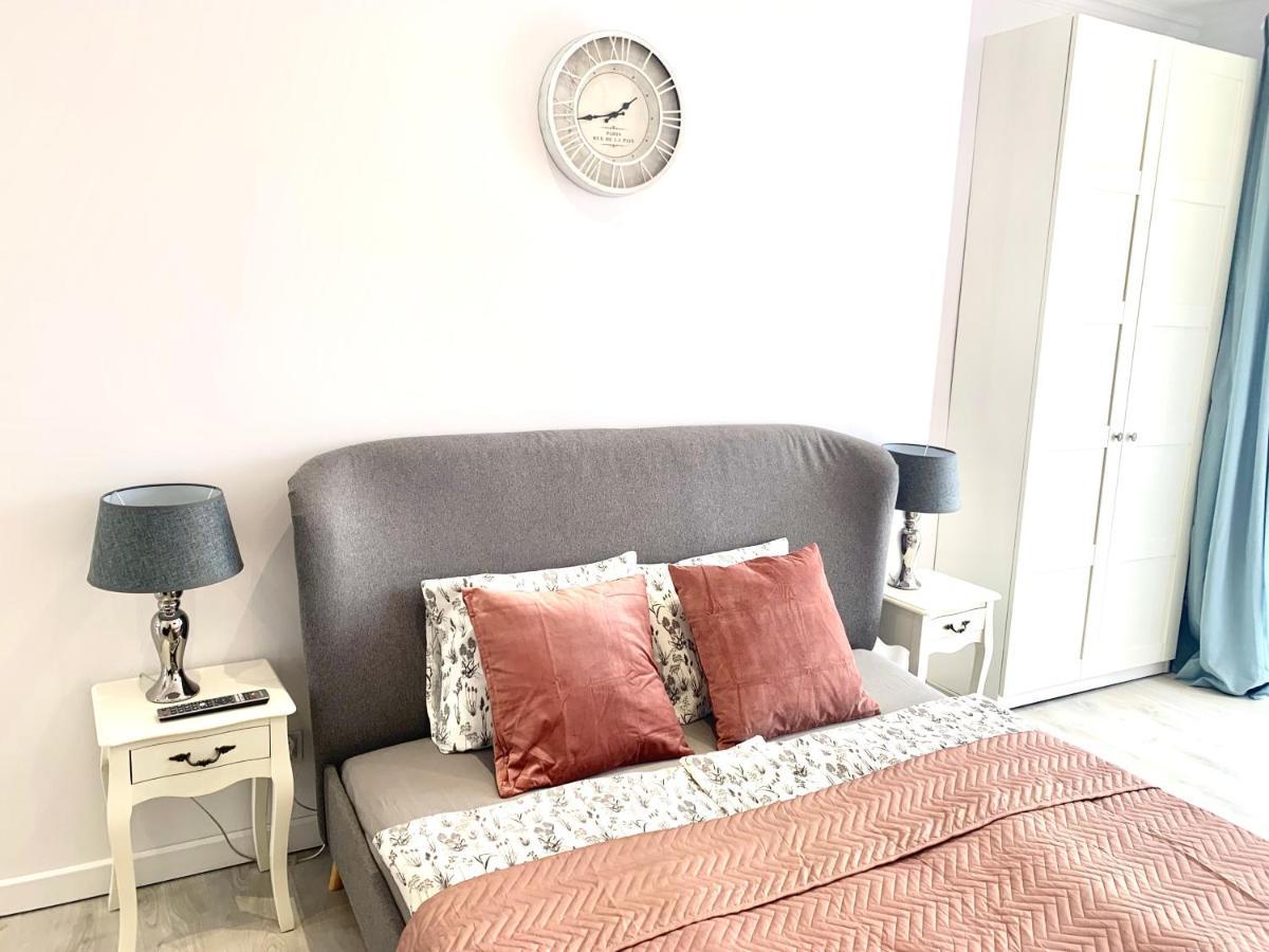 Apartamenty Sienkiewicza - Bezplatny Parking, Centrum, Park, Fv Kielce Eksteriør billede