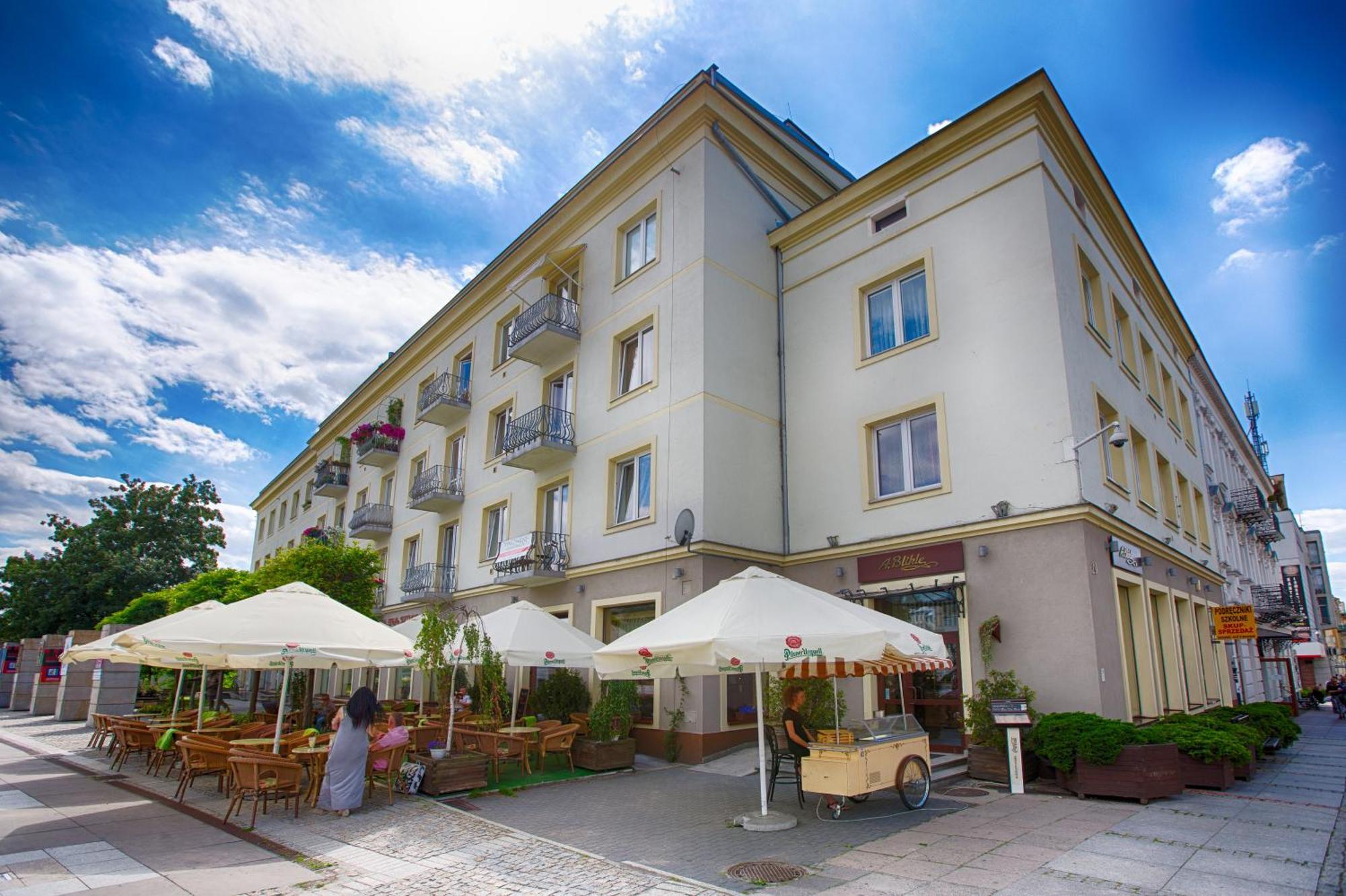 Apartamenty Sienkiewicza - Bezplatny Parking, Centrum, Park, Fv Kielce Eksteriør billede